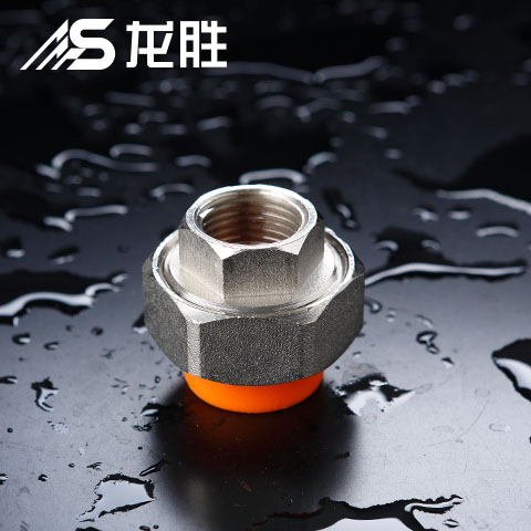 皮爾特水管多少錢一根？這2個(gè)價(jià)格差距也忒大了吧？